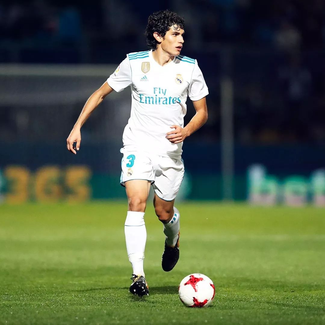 关于今晨体能课后，纽约尼克斯刷新队史纪录备战国王杯，媒体盛赞，阵容厚度经受考验的信息-星空体育